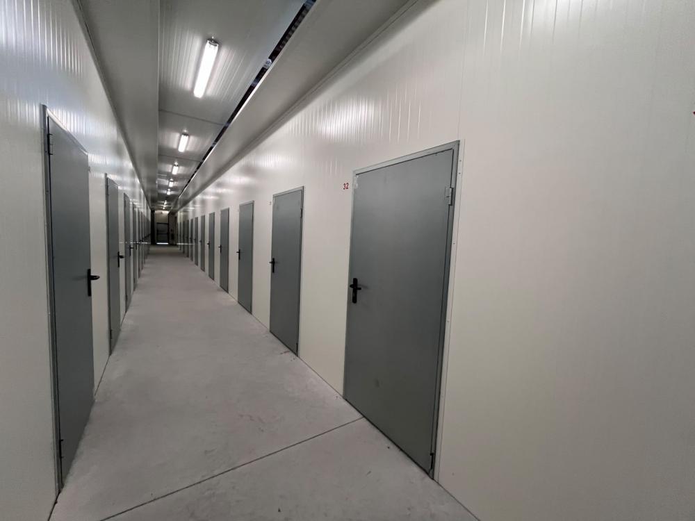 Louez un box de stockage, garage, garde-meubles sécurisé à Saintes. Plusieurs surfaces disponibles pour particuliers et professionnels.