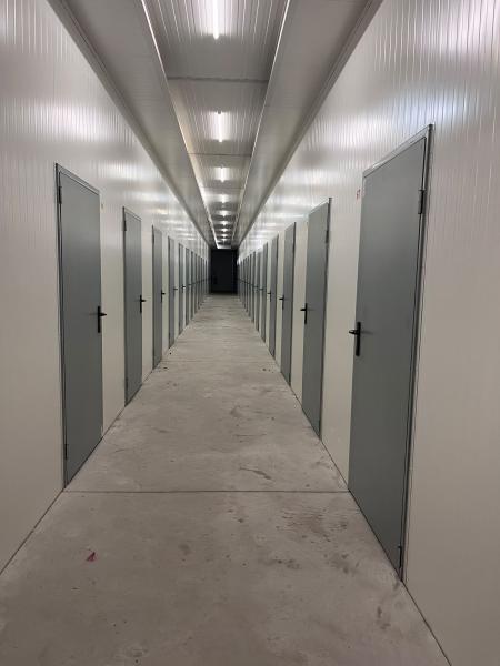 Toutes les réponses sur la location de box et garages à Saintes et Saint-Jean-d’Angély : tarifs, surfaces, sécurité, accès, durée de location et stockage.
